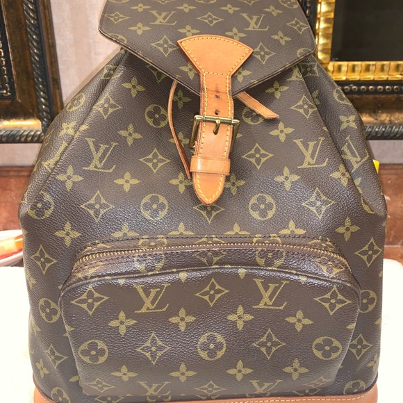 Authentic Louis Vuitton backpack - Picture 2 of 15
